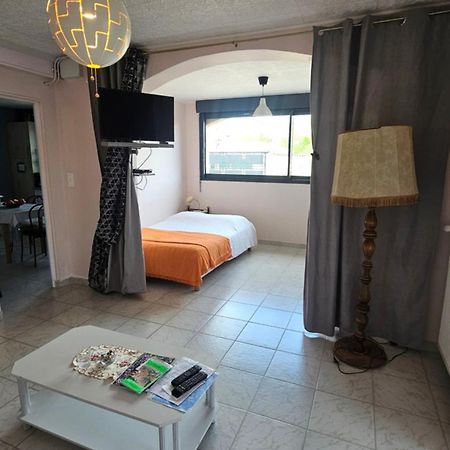 Gite Esprit Etape Saint-Barthélemy-de-Vals 外观 照片
